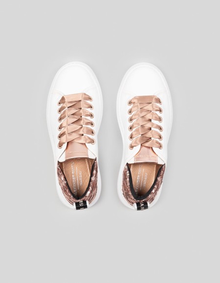 WEMBLEY WOMAN WHITE COPPER